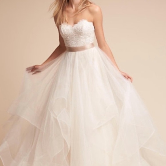 NEW-BHLDN ROWENA GOWN!!!! - Picture 2 of 9